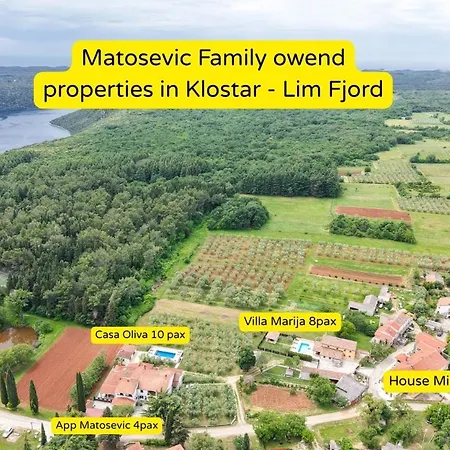Spacious Four-bedroom Marija فيلة *