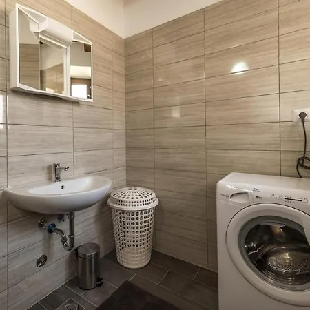 Spacious Four-bedroom Marija * Klostar